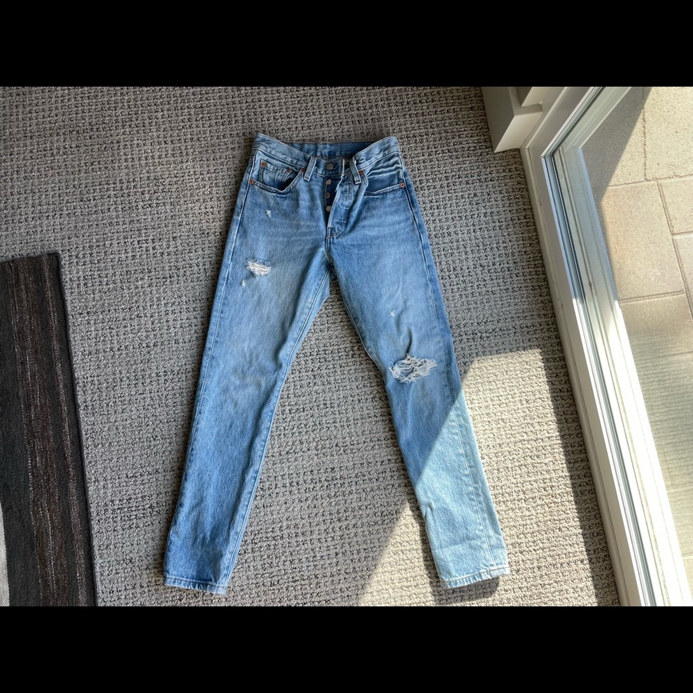 Levi's Premium 501 Jeans - Picture 3 of 7